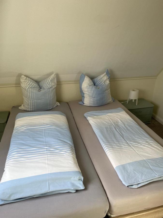 Hummelhus Elmenhorst Homestay *